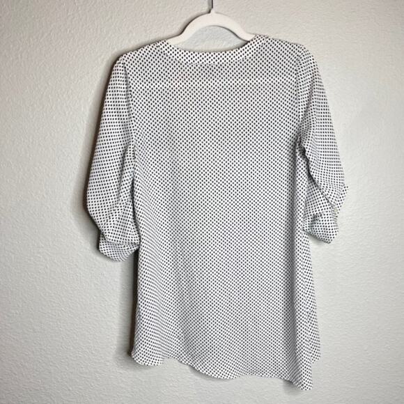 The Limited X-Small White Top Black Dot V-Neck Long Sleeve Layered Blouse - Picture 6 of 8